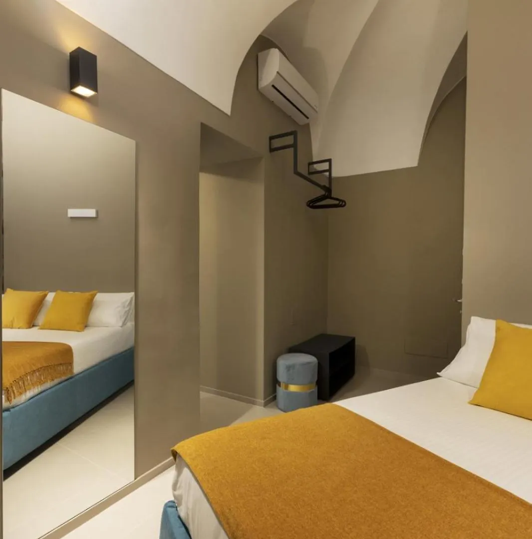 La Regina Del Duomo Catania Centro Otel 0*,